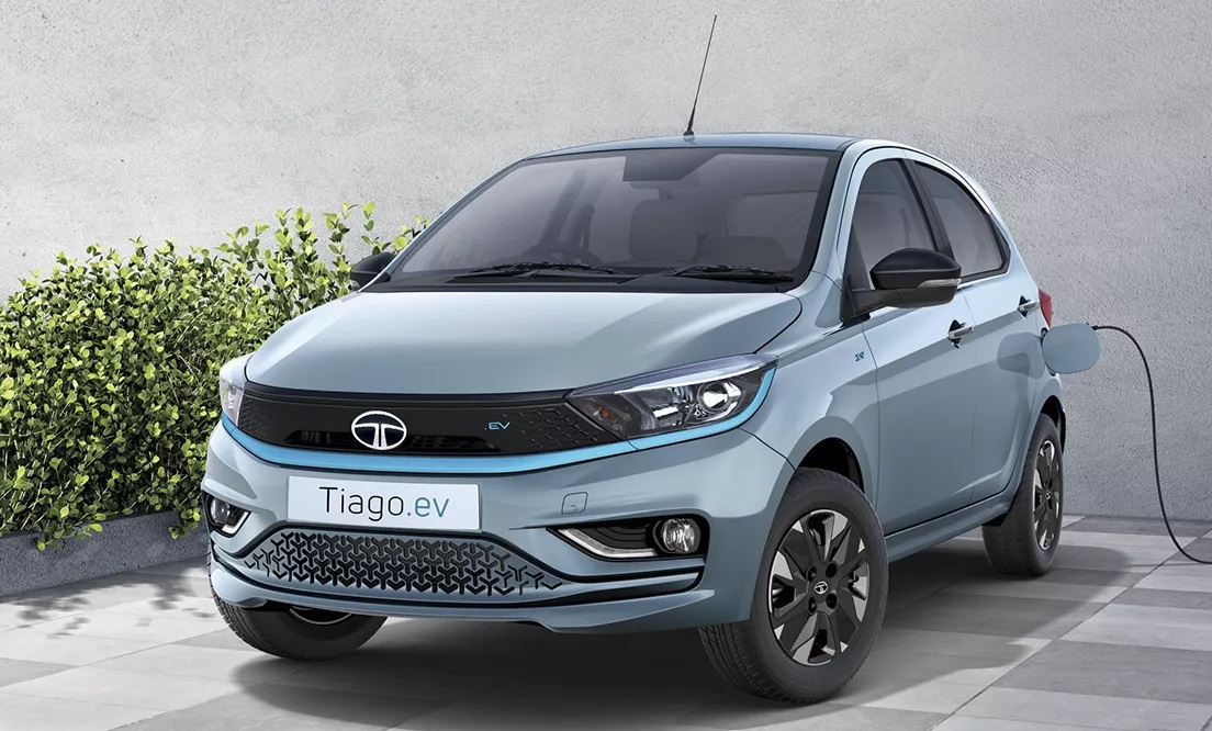 The Affordable Tata Tiago EV: Price, Range & Variants!